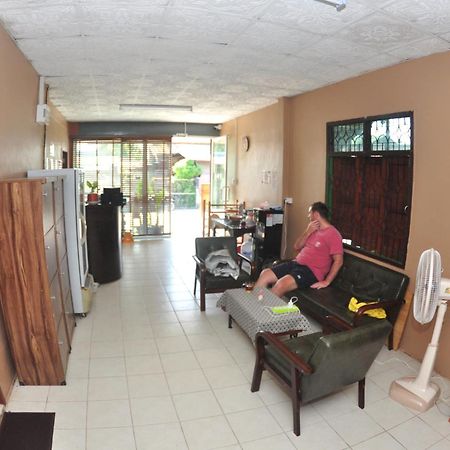 Sharky'S Hostel Pai Luaran gambar