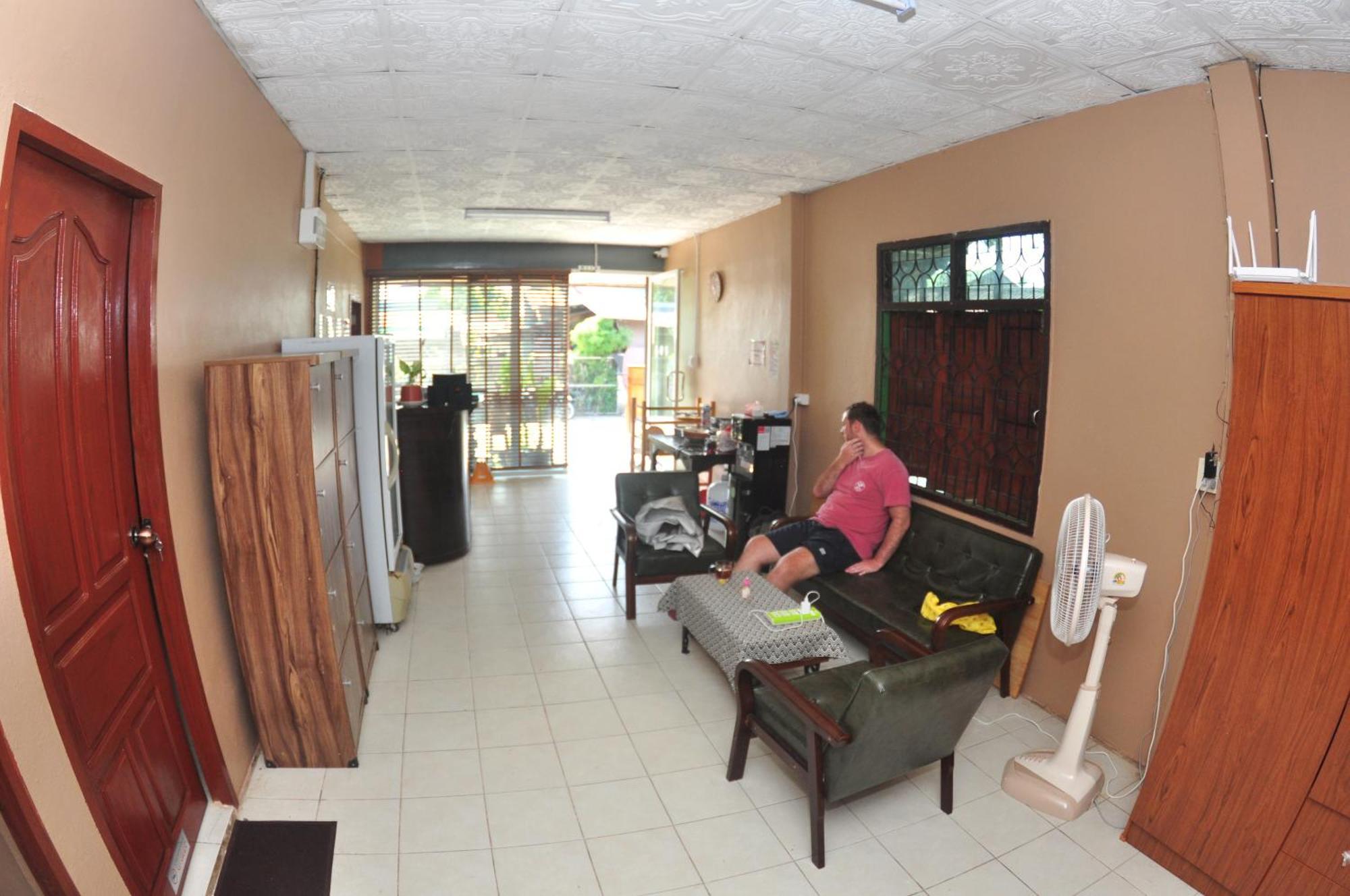 Sharky'S Hostel Pai Luaran gambar